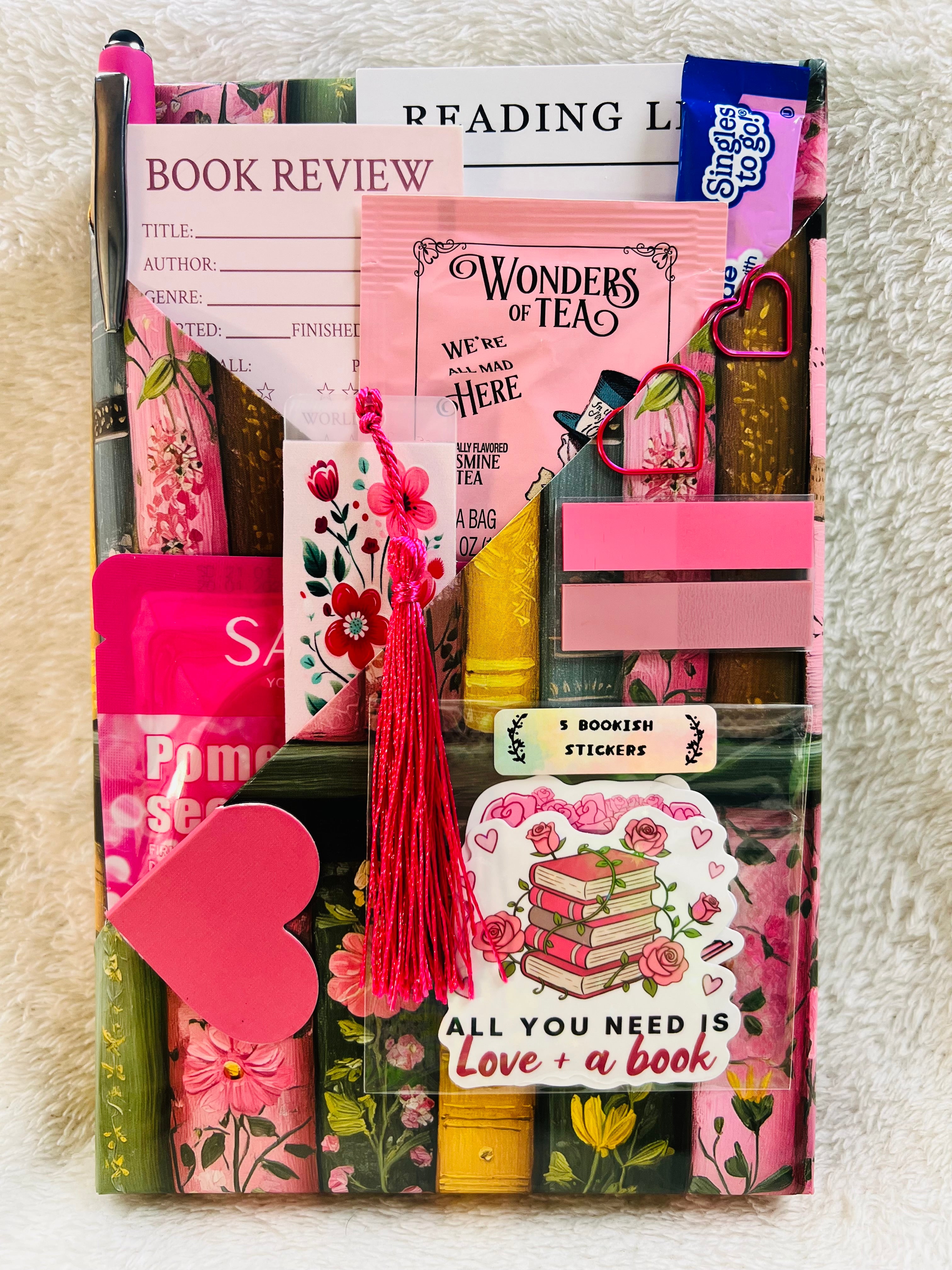 Contemporary Romance / Romantic Comedy - Sprayed Edges Blind Date with a Book 356