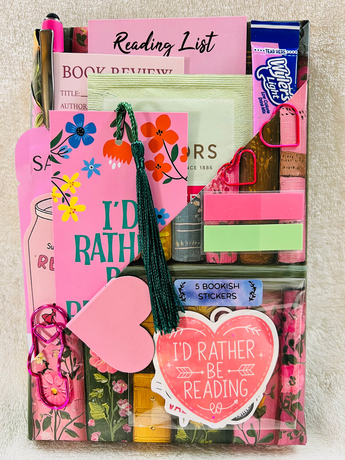 Contemporary Romance - Sprayed Edges Blind Date with a Book 412